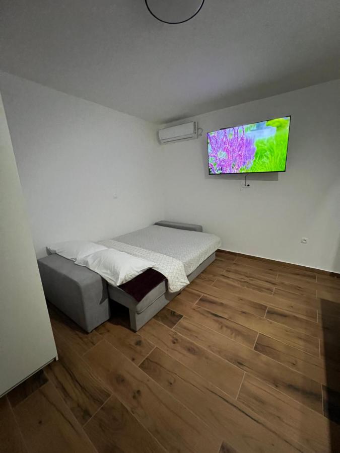 Guest House Ivan Donji Zemunik Eksteriør billede